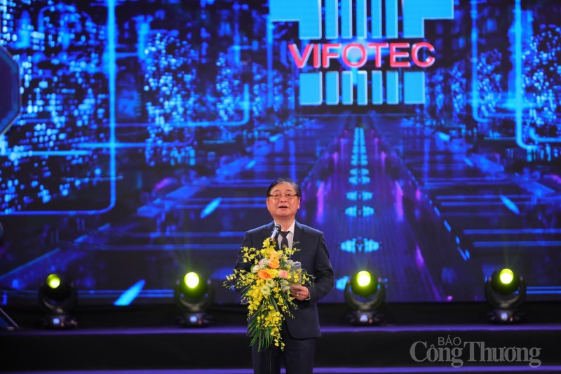 12 công trình khoa học ngành Công Thương đoạt giải thưởng VIFOTEC 2022